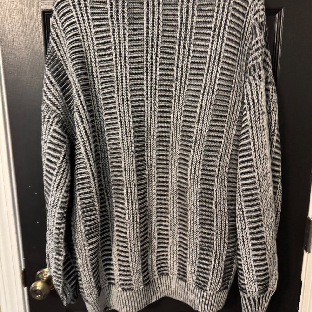 Cupshe Womens Cardigan Sweater Button Front Black White Oversized - Picture 4 of 4